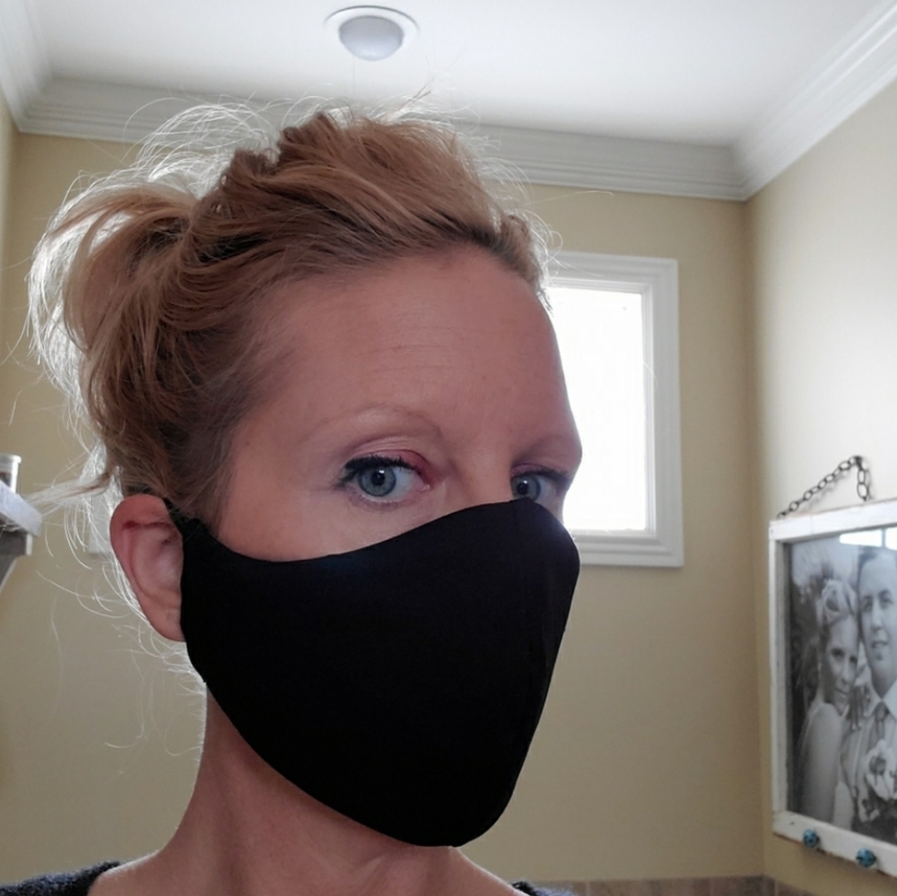 Ready to Ship! 2/$25 Washable 100% Cotton Mask - Picture 7 of 12